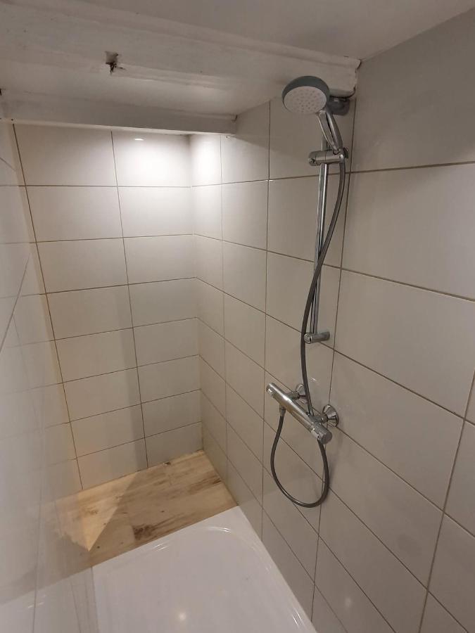 Logement Chaleureux Avec Parking Gratuit Oyre 외부 사진